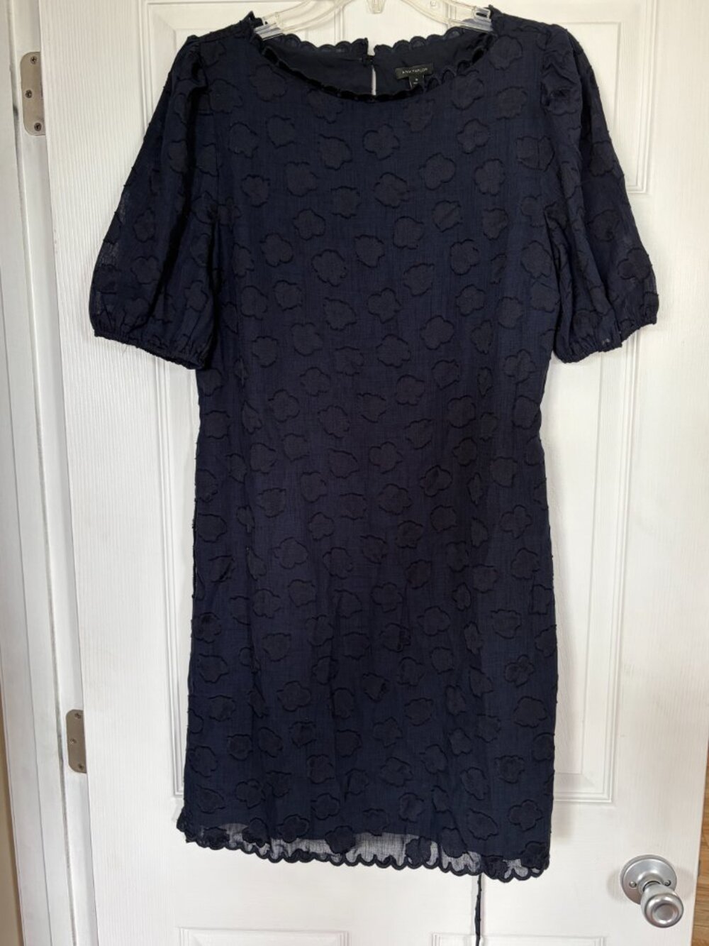 Ladies Ann Taylor navy blue dress size medium lined NWT